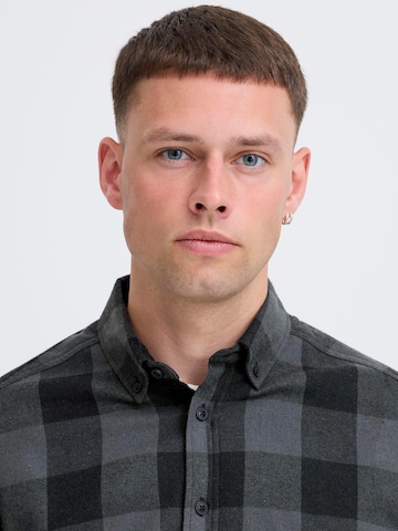 Coupe regular Chemise 'BHBuster' BLEND en noir
