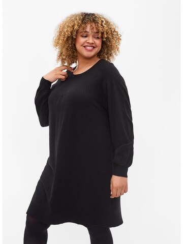 Zizzi - Vestido de malha 'Mella' em preto: frente