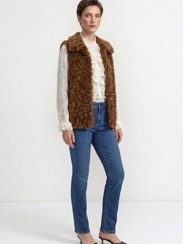 Rich & Royal Bodywarmer in Bruin