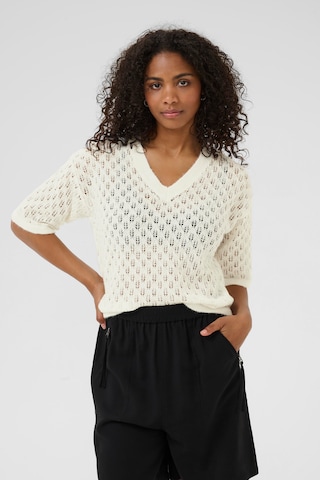 Pull-over 'KALourine' Kaffe en blanc : devant