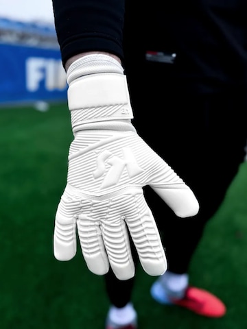 KEEPERsport Sporthandschuhe 'Pro Elite NC'‌‌‌ in Weiß