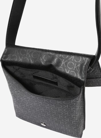 Sac à bandoulière Calvin Klein en noir