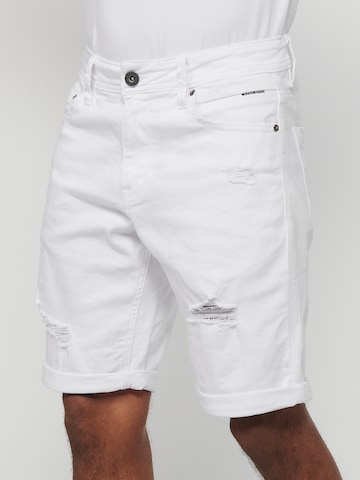 KOROSHI Regular Jeans in White: front