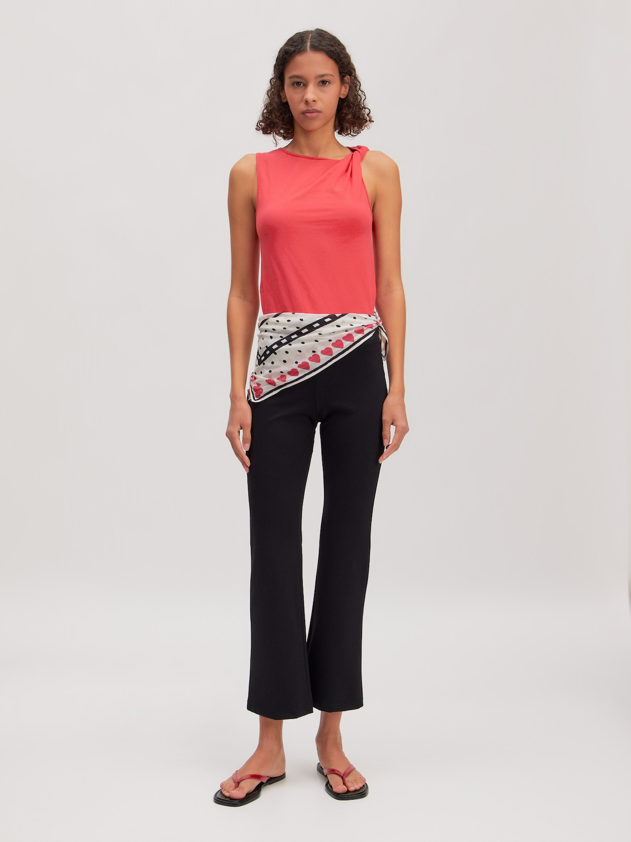 EDITED Nouveautés Haut 'Wiebke' rouge