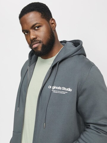 Jack & Jones Plus Кофта на молнии 'JORVesterbro' в Серый