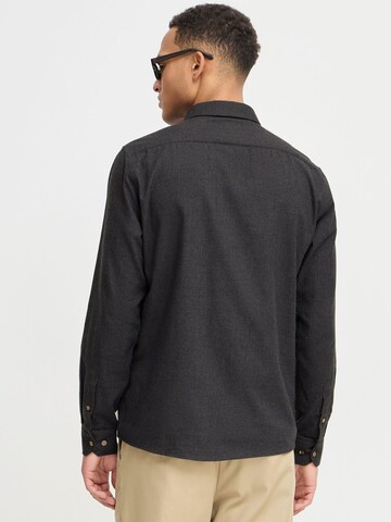 Coupe regular Chemise 'Pete' !Solid en noir