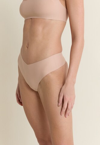 ETAM String 'PURE PERFECT' in Beige