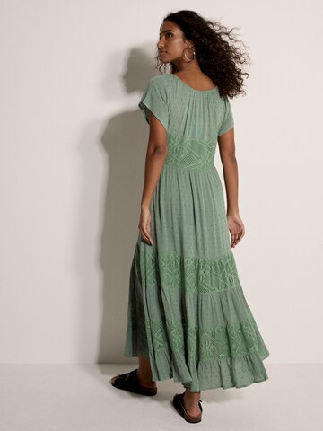 Apricot Jurk ' ' in Groen