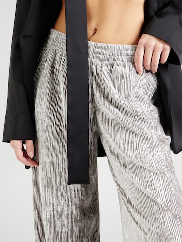 TOPSHOP Regular Hose in Silber