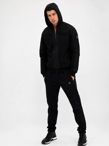 SCR. - Chaqueta deportiva 'AMARSIN' en negro