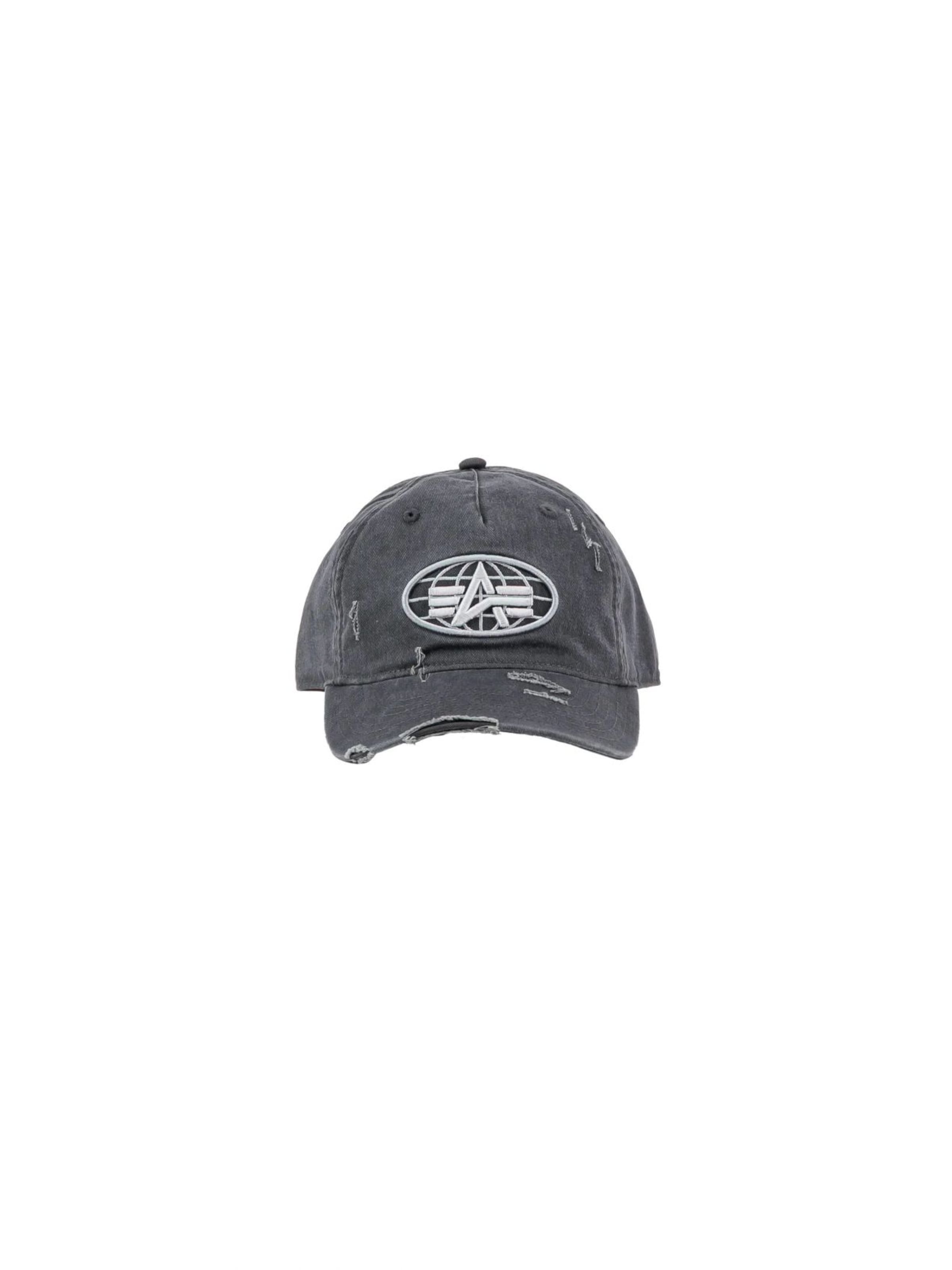 ALPHA INDUSTRIES Hat in Black: front