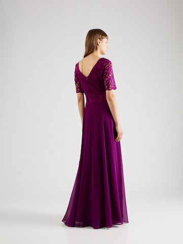 Robe de soirée Vera Mont en violet