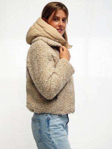 Funk since 1776 Winter Jacket in Beige