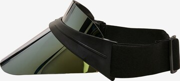 Urban Classics Visor in Schwarz