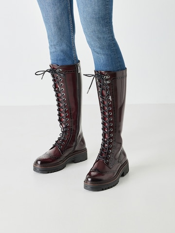 Bottes Tamaris en rouge : devant