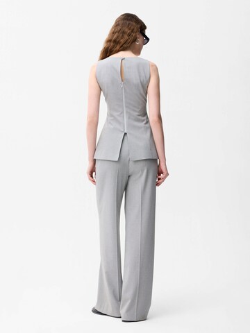 adl Vest in Grey