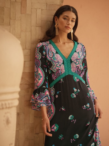 Robe love & roses en noir