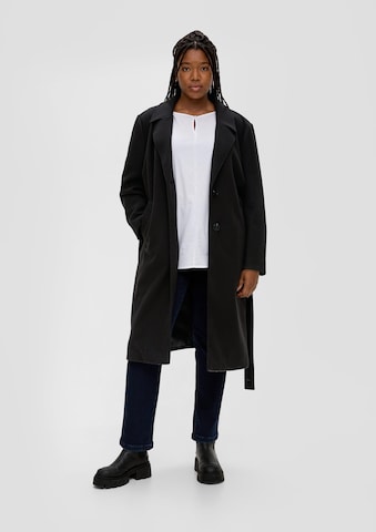 TRIANGLE Between-seasons coat in Black