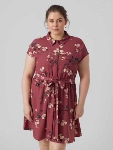 Robe Vero Moda Curve en rouge : devant