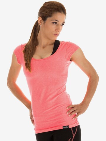 Winshape Performance Shirt 'WTR4' in Orange: front