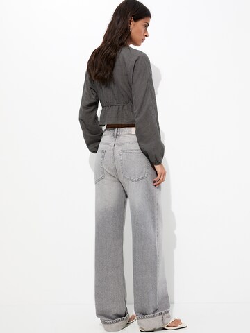 Pull&Bear Bluse in Grau