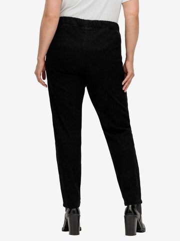 SHEEGO Slim fit Trousers in Black