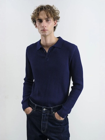 Giesto Pullover in Blau: Vorderseite