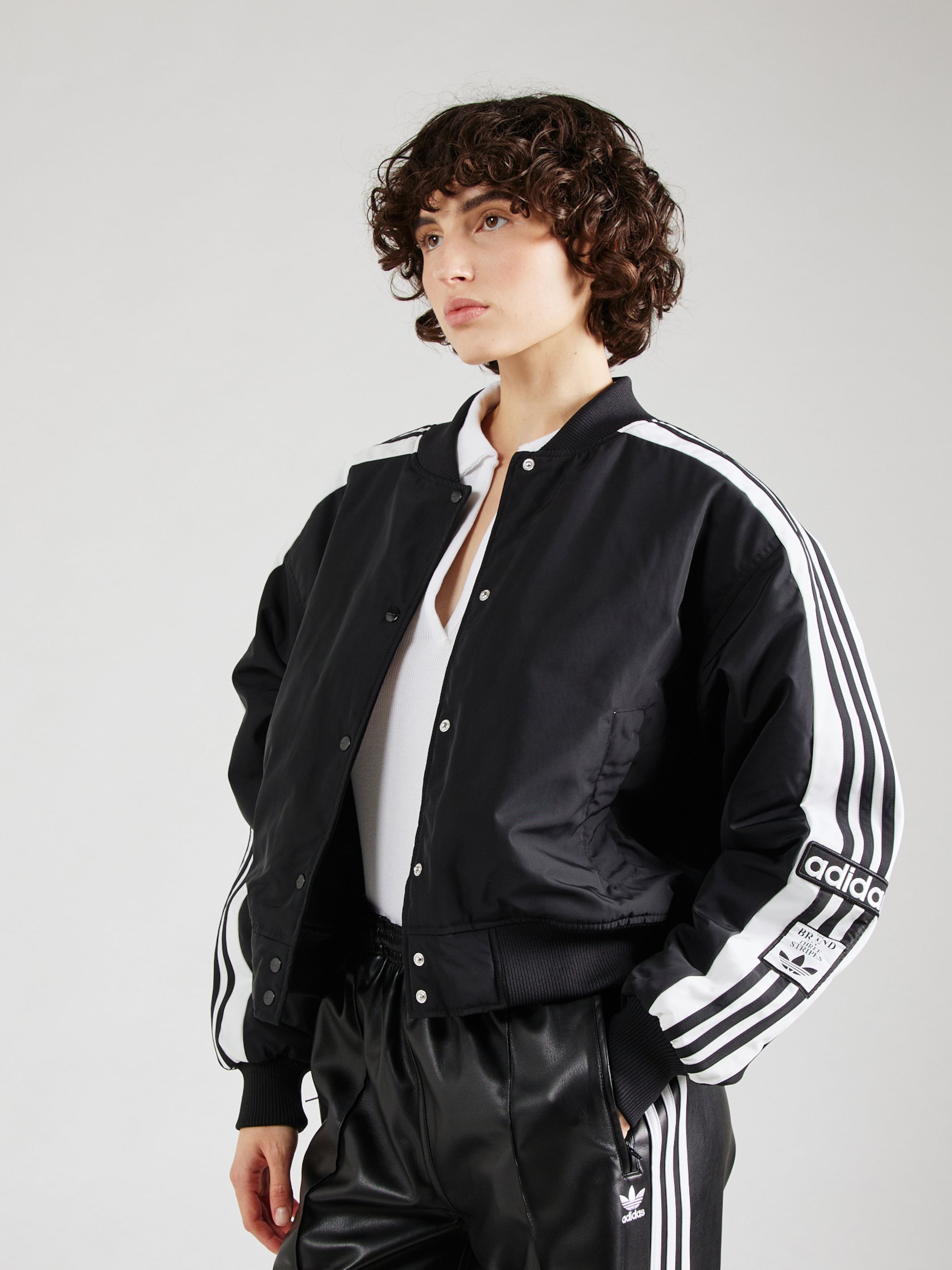 ADIDAS ORIGINALS Jacken im Sale fur Damen online kaufen ABOUT YOU