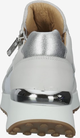 SCAPA Sneakers in White