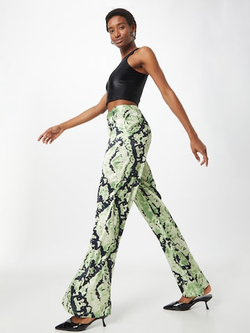 Wide leg Pantaloni de la Nasty Gal pe verde