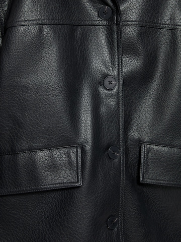 Pull&Bear Between-season jacket in Black