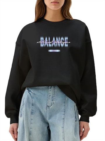 Felpa di GORHEY in nero: frontale