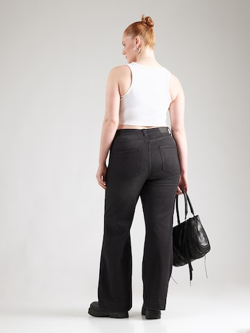 Flared Jeans 'NMROOXY' di Noisy May Curve in nero