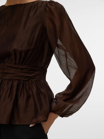 VERO MODA Bluse 'VMEMMERY' i brun