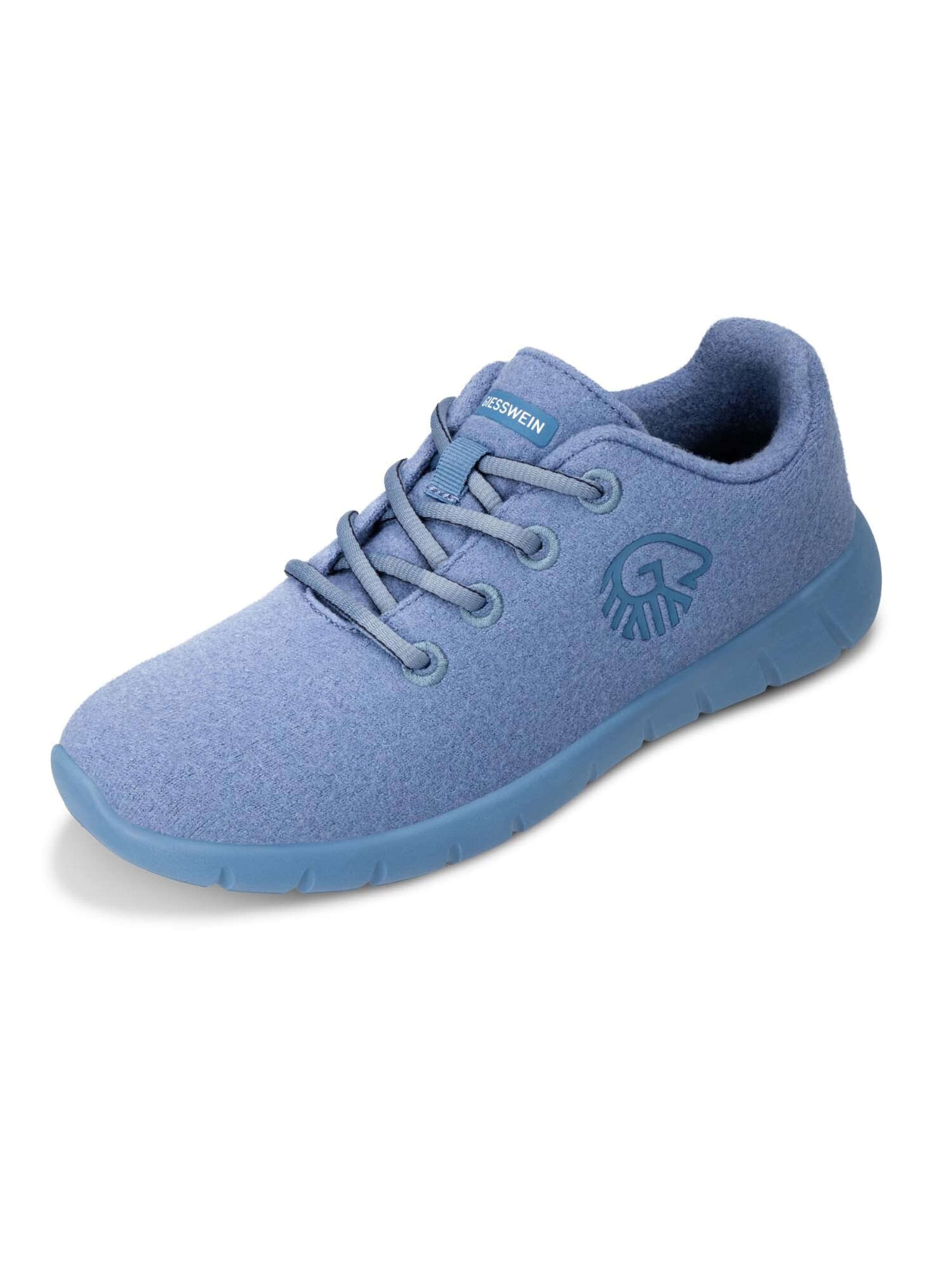Baskets basses GIESSWEIN en bleu : devant
