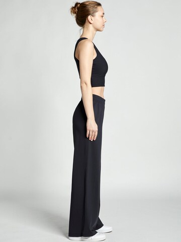 SPORTKIND Wide leg Sports trousers in Black