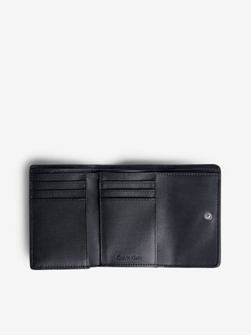 Porte-monnaies 'MUST' Calvin Klein en noir