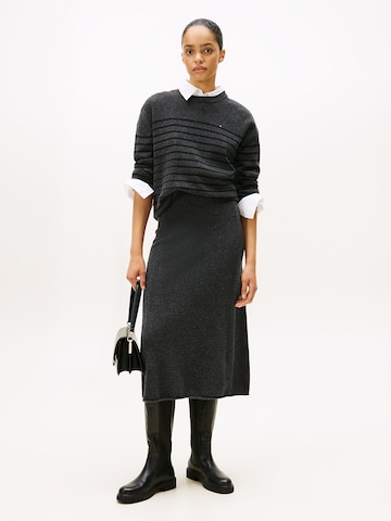 TOMMY HILFIGER Skirt in Grey