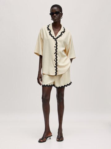 EDITED Blus 'Janett' i beige