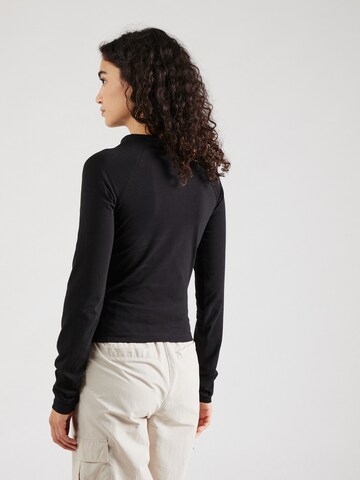 Noisy may Shirt 'NMKatinka' in Schwarz