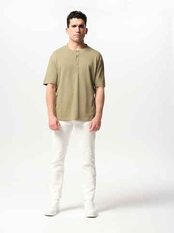 ABOUT YOU x Jaime Lorente Shirt 'Bruno' in Green