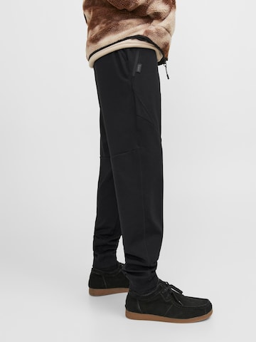 JACK & JONES - Tapered Pantalón en negro