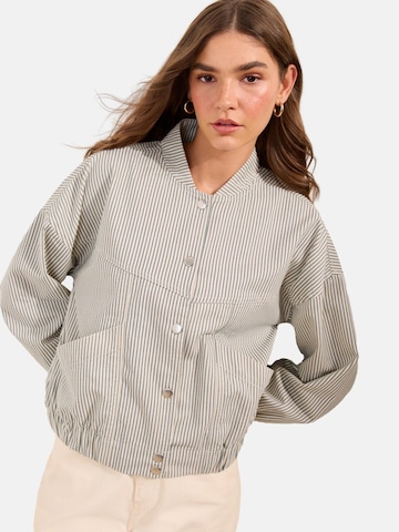 Friends Like These - Chaqueta de entretiempo en beige: frente