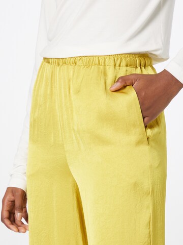 AMERICAN VINTAGE Loose fit Pants 'WIDLAND' in Yellow