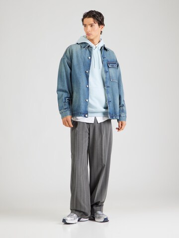 Calvin Klein Jeans Sweatshirt in Blau