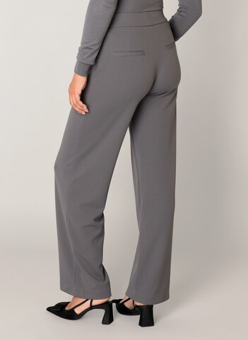 BASE LEVEL Wide leg Pants in Grey