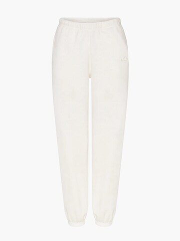 cfab (formerly creamy fabrics) Wide Leg Hose 'Everyday Carrot'‌‌‌ in Weiß: Vorderseite