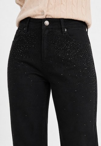 Regular Jean Elara en noir