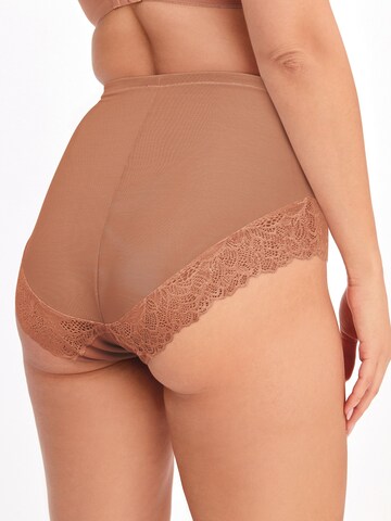 Slip modellante di Next in marrone