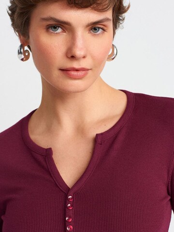 Dilvin Shirt in Red
